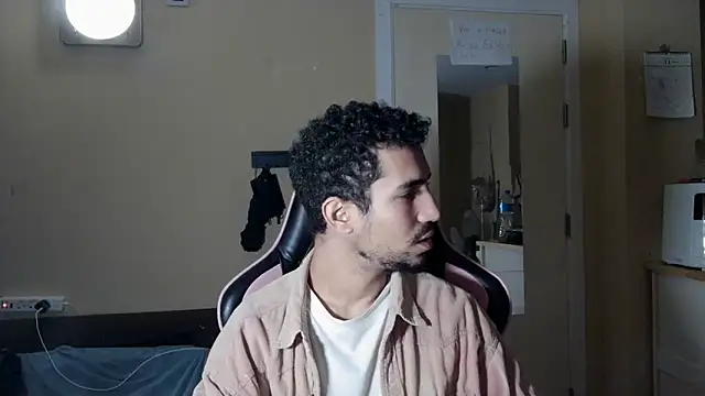 junokun22 online show from November 26, 7:15 pm