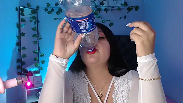 KOREN JALAA online show from February 8, 11:02 pm