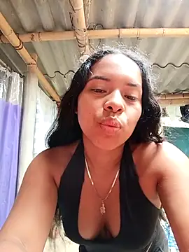 Snapshot of Amayavaldes chatting on November 22, 4:28 pm Amayavaldes online show from November 22, 4:28 pm