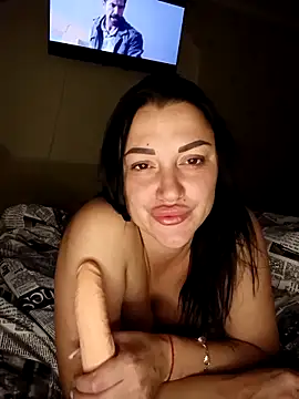 Snapshot of LuceSkys chatting on October 14, 8:53 pm LuceSkys online show from October 14, 8:53 pm