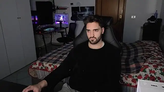 Al3xox02 online show from February 2, 4:38 pm