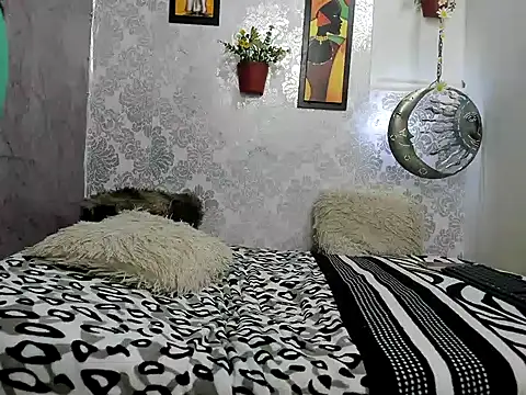 Snapshot of sexyboys_cutex18 chatting on November 3, 8:21 pm sexyboys cutex18 online show from November 3, 8:21 pm