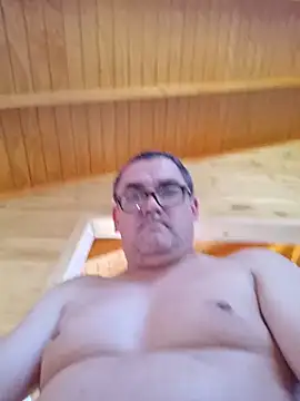 Snapshot of Alfred_00000 chatting on December 17, 9:32 pm Alfred 00000 online show from December 17, 9:32 pm