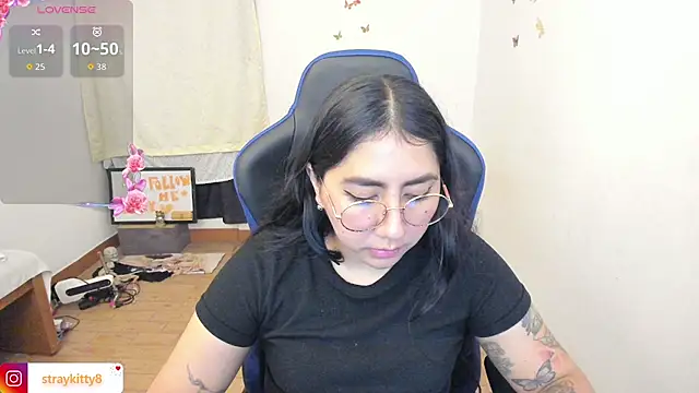 LoveLyy- online show from July 7, 1:08 am