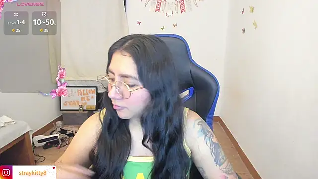 LoveLyy- online show from July 28, 1:10 pm