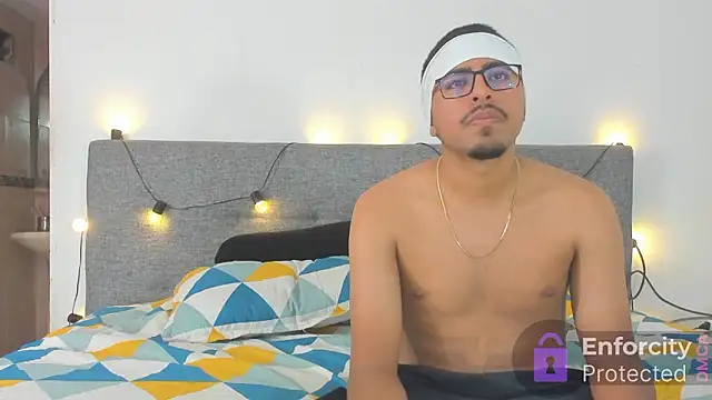 Sexy Couple Xx online show from March 14, 3:45 am