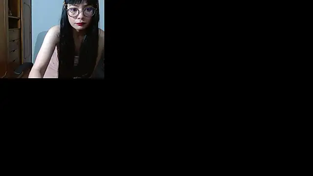 Snapshot of AriannaV chatting on October 16, 12:00 am AriannaV online show from October 16, 12:00 am