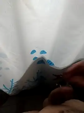 SantiagoB2 online show from October 28, 2:48 am