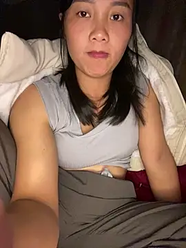 Snapshot of Pii_x chatting on October 28, 2:48 am Pii x online show from October 28, 2:48 am