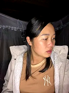 Snapshot of Pii_x chatting on November 13, 1:26 am Pii x online show from November 13, 1:26 am