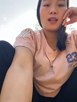 Snapshot of Pii_x chatting on November 22, 1:48 am Pii x online show from November 22, 1:48 am