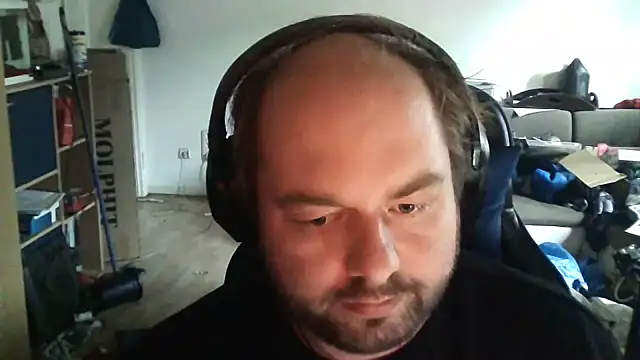 Snapshot of Pumba_Hornyboy chatting on October 5, 2:15 pm Pumba Hornyboy online show from October 5, 2:15 pm