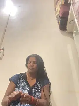 Snapshot of Sapnahot34 chatting on December 2, 4:18 am Sapnahot34 online show from December 2, 4:18 am