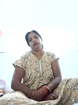 Snapshot of Sapnahot34 chatting on December 4, 5:39 am Sapnahot34 online show from December 4, 5:39 am