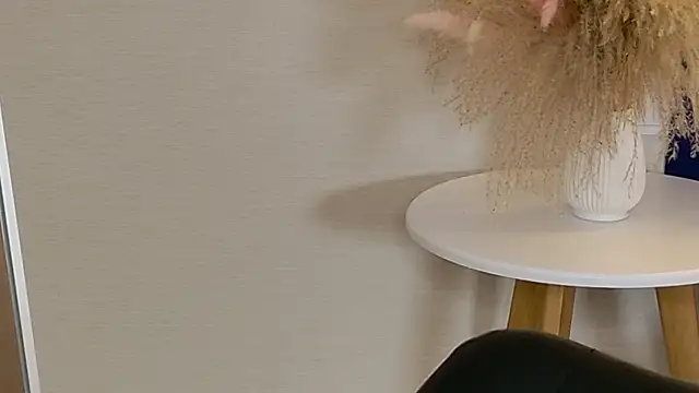 Alexis Lovely online show from December 17, 5:13 am