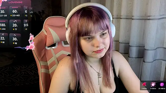 KristiBloom online show from March 12, 1:12 am