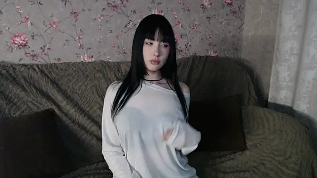 NaemiiBlush online show from January 9, 6:53 pm