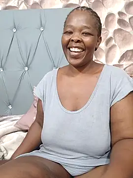 Bigboobsbooty online show from February 28, 2:07 pm