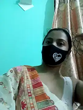 daisy-03 online show from December 4, 4:16 pm