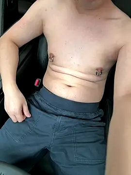 Snapshot of yichengm chatting on November 2, 8:39 am yichengm online show from November 2, 8:39 am