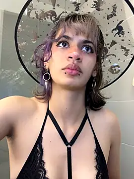 sukulaurens online show from October 19, 4:57 am