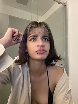 sukulaurens online show from October 21, 1:28 am