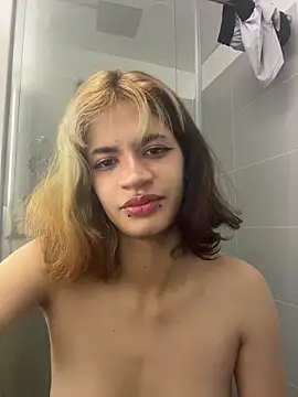 sukulaurens online show from November 22, 11:04 pm