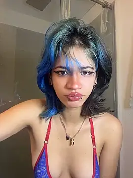 sukulaurens online show from May 9, 11:48 am