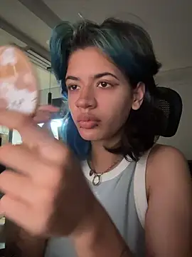 sukulaurens online show from May 14, 3:57 am