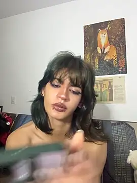 sukulaurens online show from June 10, 4:34 am