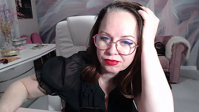 Snapshot of Arisa5000 chatting on February 8, 3:21 pm Arisa5000 online show from February 8, 3:21 pm