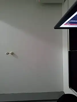 Snapshot of leila2003 chatting on October 19, 6:08 pm leila2003 online show from October 19, 6:08 pm