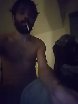 Liroow online show from May 10, 9:31 pm