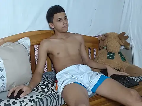 Snapshot of deivy_skinny01 chatting on November 16, 6:46 pm deivy skinny01 online show from November 16, 6:46 pm