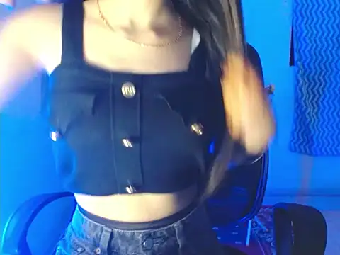 Roiseeee online show from February 11, 5:34 am