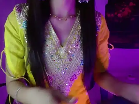 Roiseeee online show from April 28, 5:45 am