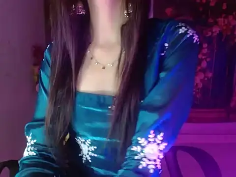 Roiseeee online show from April 30, 5:14 am
