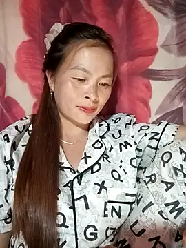 Snapshot of lucky774- chatting on October 13, 1:33 pm lucky774- online show from October 13, 1:33 pm
