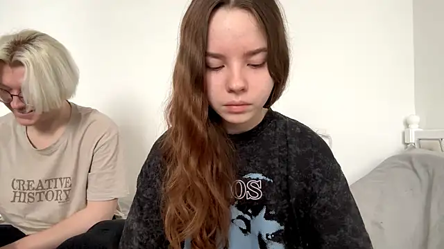 Snapshot of EhtelBiondi chatting on February 12, 8:20 am EhtelBiondi online show from February 12, 8:20 am