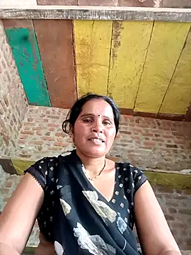Snapshot of Nm_sanjna chatting on June 11, 3:15 am Nm sanjna online show from June 11, 3:15 am