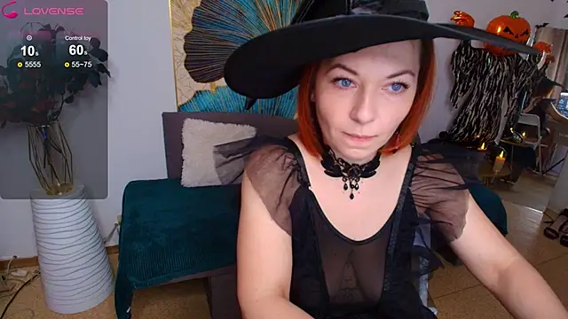 Snapshot of Serena_Foxxx chatting on October 27, 2:59 am Serena Foxxx online show from October 27, 2:59 am