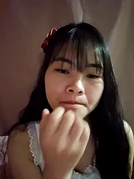 Snapshot of Mylove-here chatting on March 5, 4:03 pm Mylove-here online show from March 5, 4:03 pm