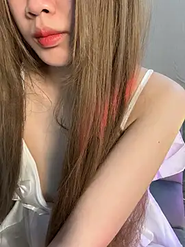 Snapshot of Beyeuuu chatting on February 11, 2:27 am Beyeuuu online show from February 11, 2:27 am