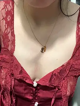 Snapshot of Beyeuuu chatting on February 25, 12:15 pm Beyeuuu online show from February 25, 12:15 pm