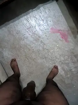 Snapshot of Bull_For_Cuckold_Realmeet chatting on November 2, 2:52 pm Bull For Cuckold Realmeet online show from November 2, 2:52 pm