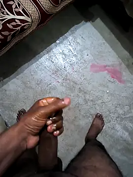 Snapshot of Bull_For_Cuckold_Realmeet chatting on November 5, 4:40 pm Bull For Cuckold Realmeet online show from November 5, 4:40 pm