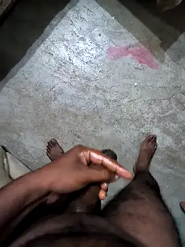 Snapshot of Bull_For_Cuckold_Realmeet chatting on November 9, 7:39 am Bull For Cuckold Realmeet online show from November 9, 7:39 am