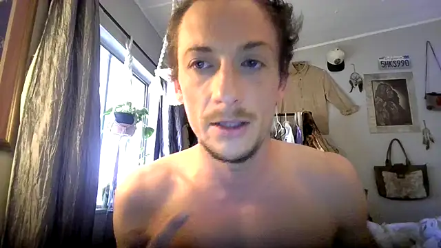 Snapshot of Dubbsssss chatting on March 10, 11:43 pm Dubbsssss online show from March 10, 11:43 pm