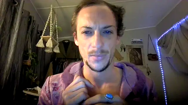 Snapshot of Dubbsssss chatting on March 11, 1:17 pm Dubbsssss online show from March 11, 1:17 pm