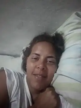 Snapshot of HousedDulse chatting on October 12, 2:10 am HousedDulse online show from October 12, 2:10 am